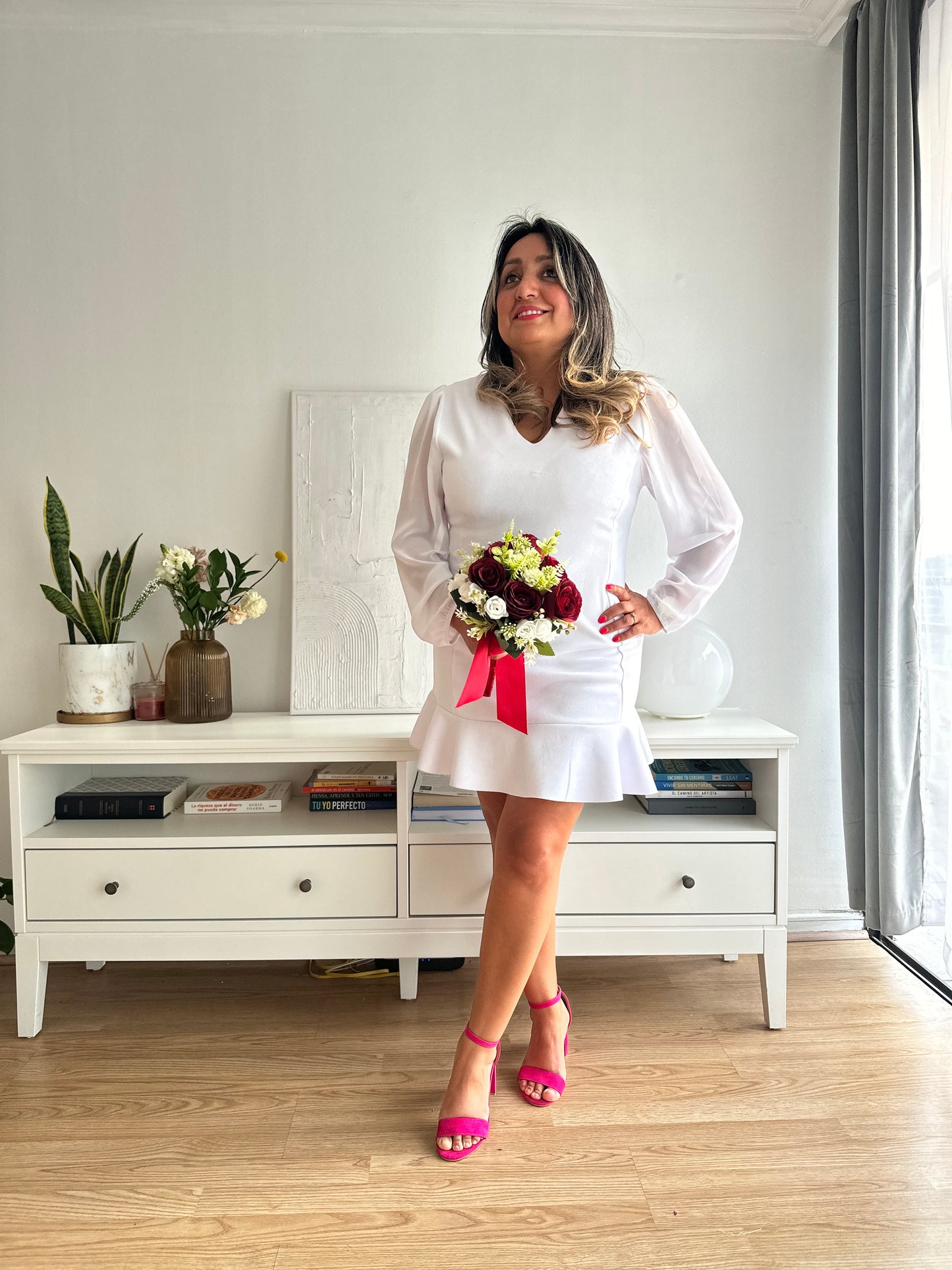 Vestido Florida Blanco Gamuza Manga Larga Gasa