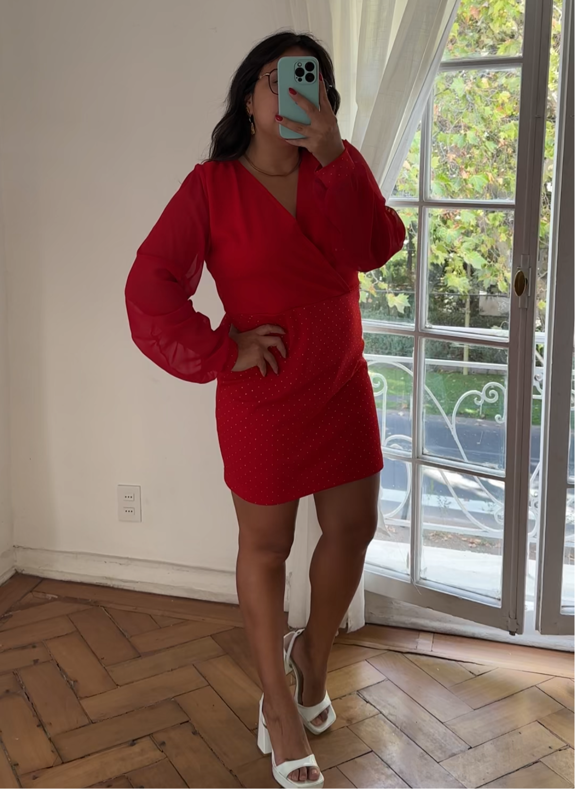 Vestido Sandra Manga Larga Gasa Piedras Doradas