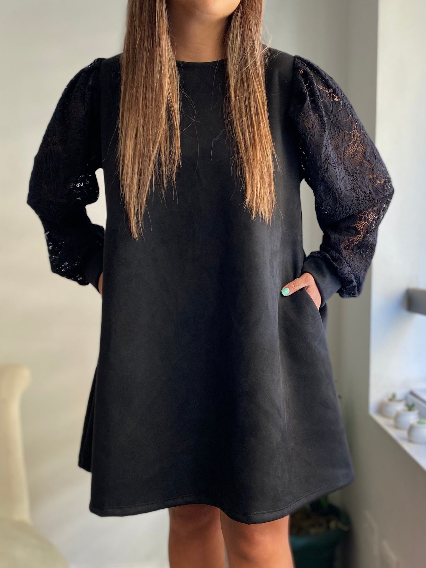 Vestido Dianna Agamuzado Manga Encaje