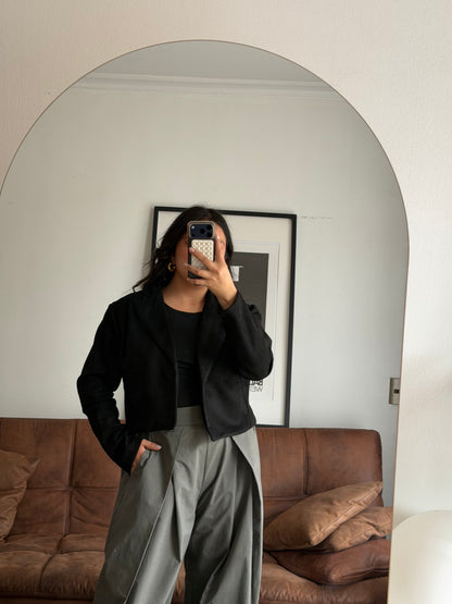 Chaqueta Corta Romina Tela Agamuzada