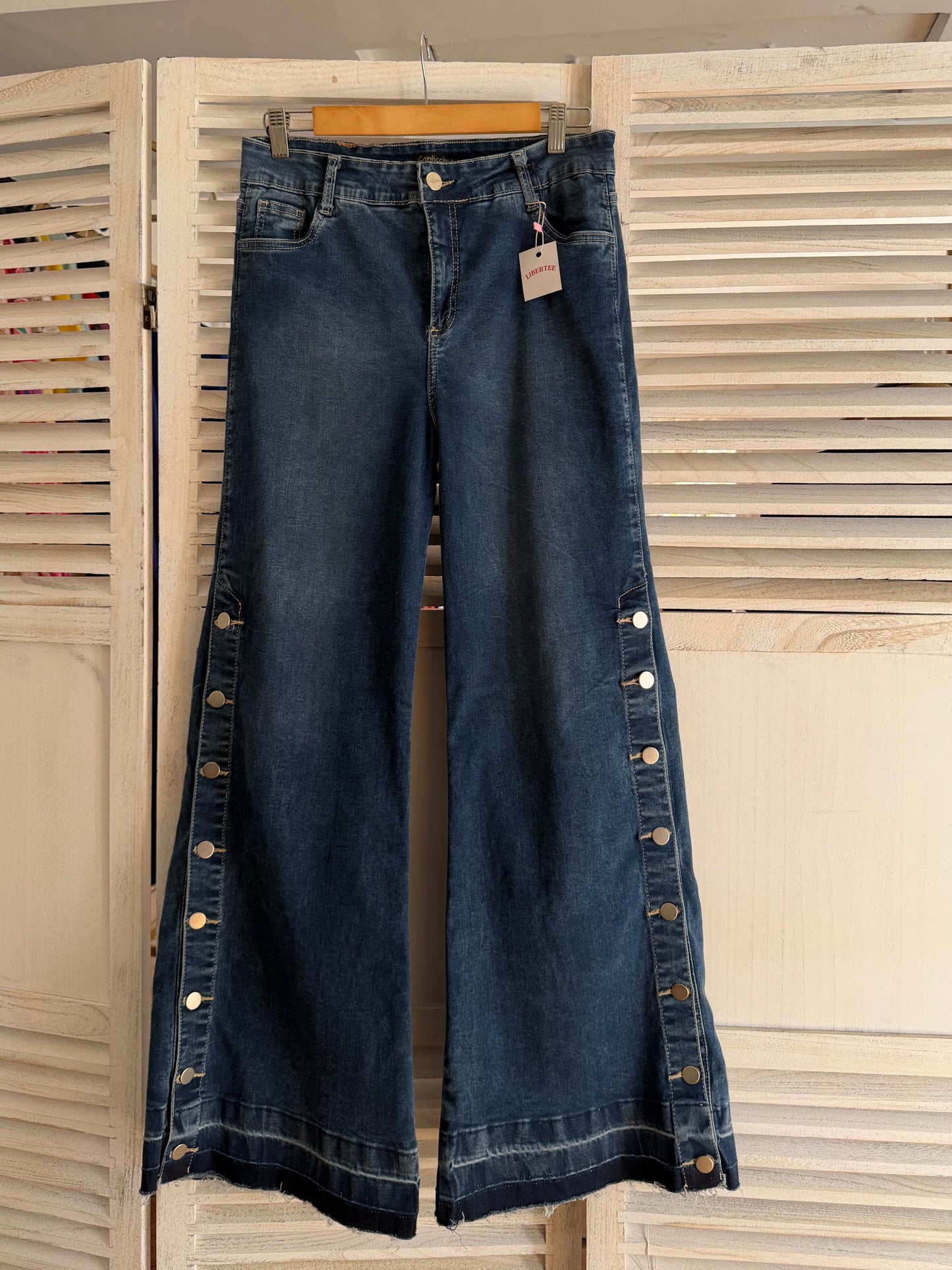 Jeans elásticado broches