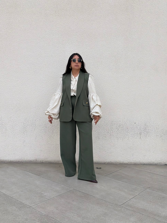 Conjunto Blazer Siena Sin Manga & Amarra + Pantalón Moira