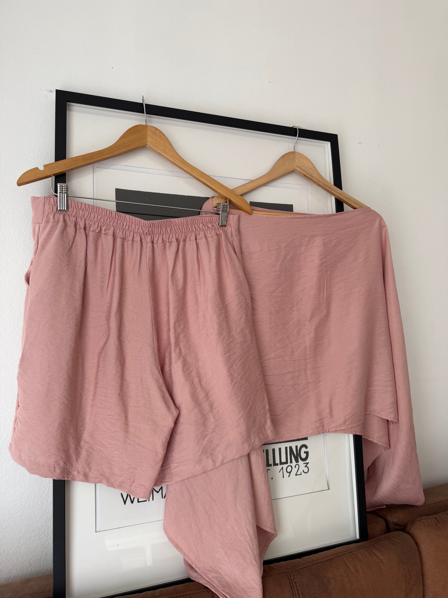 Conjunto capa paris + Short  Sastrero Símil Lino