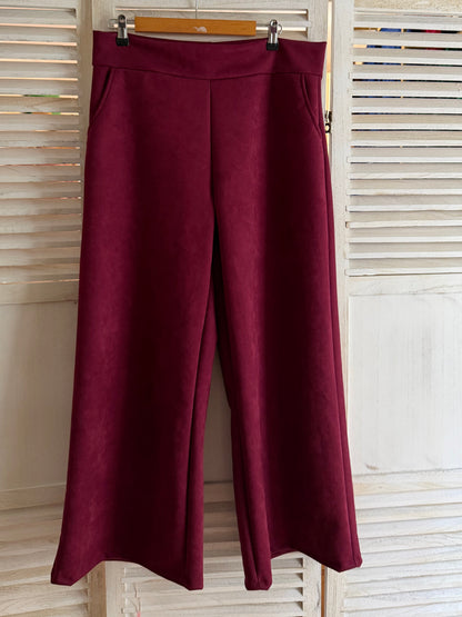 Conjunto Isidora Elasticado Tela Agamuzada