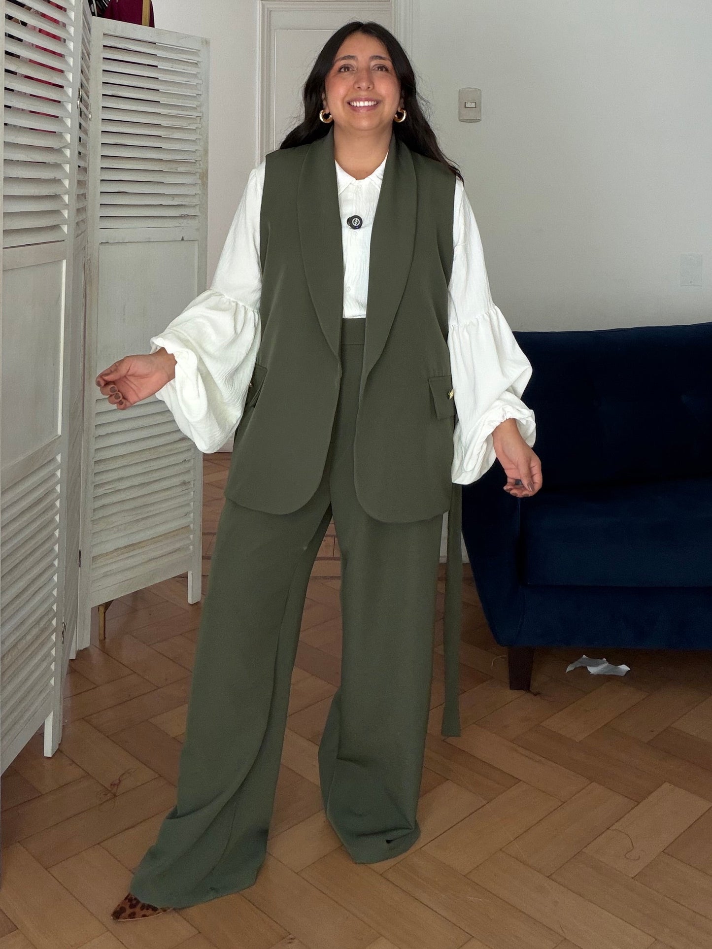 Blazer Siena Con Amarra Sin Manga Tela Gabardina