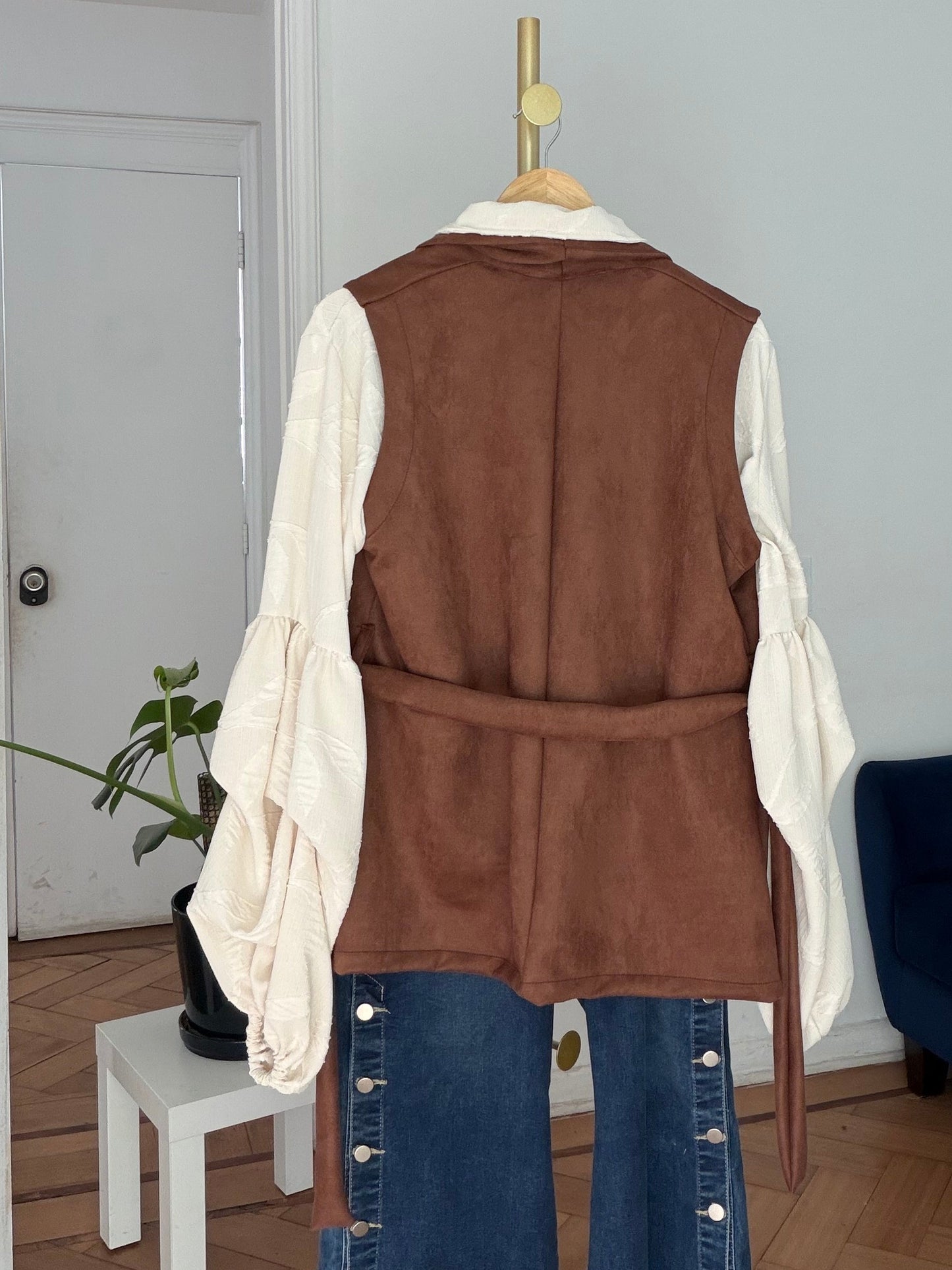 Blazer Siena Sin Manga Con Amarra Agamuzado
