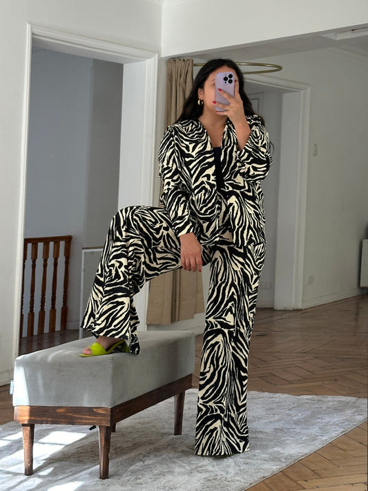 Conjunto Maria Jose Tela Scuba print