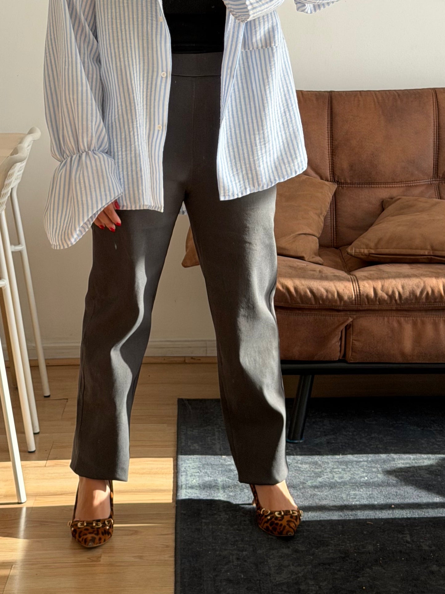 Calza Tipo Pantalón Gabardina Elasticada Con Polar Por Dentro Apitillado 5556