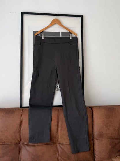 Calza Tipo Pantalón Gabardina Elasticada Con Polar Por Dentro Apitillado 5556