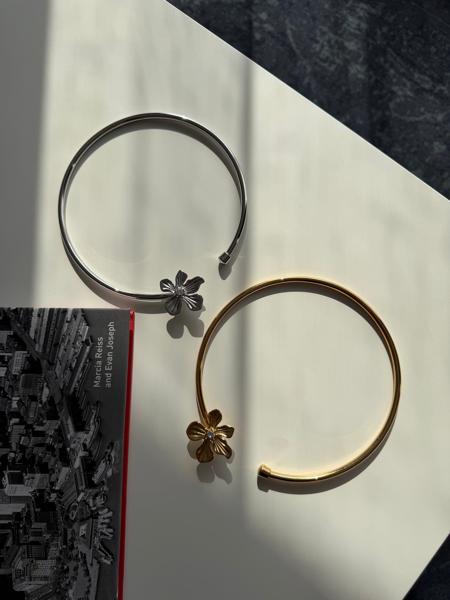 Collar Choker Flor Dorado Y Plateado